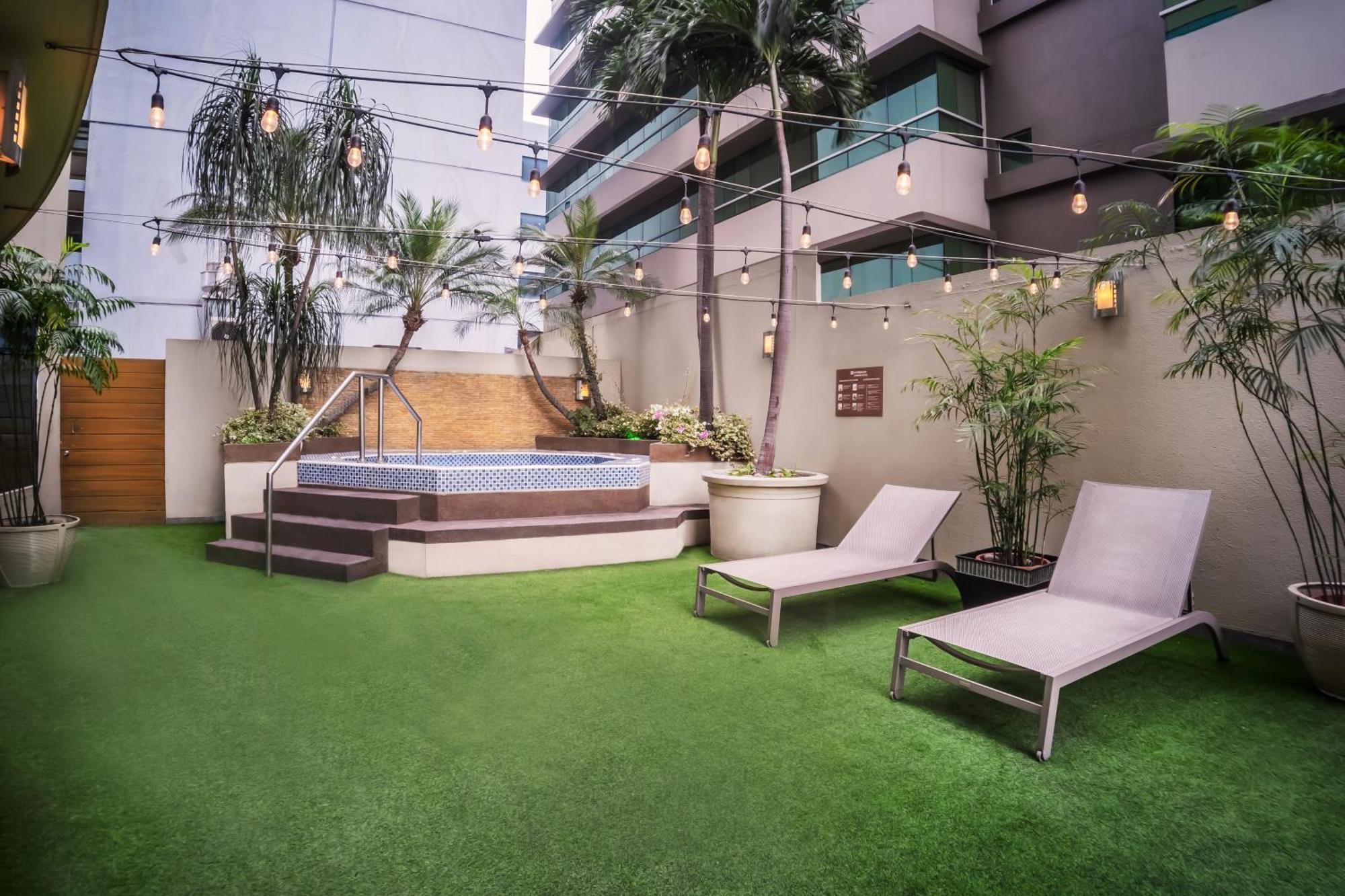 Wyndham Garden Guayaquil Hotell Eksteriør bilde